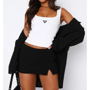 White Fox Give It A Go Black Mini Skort
